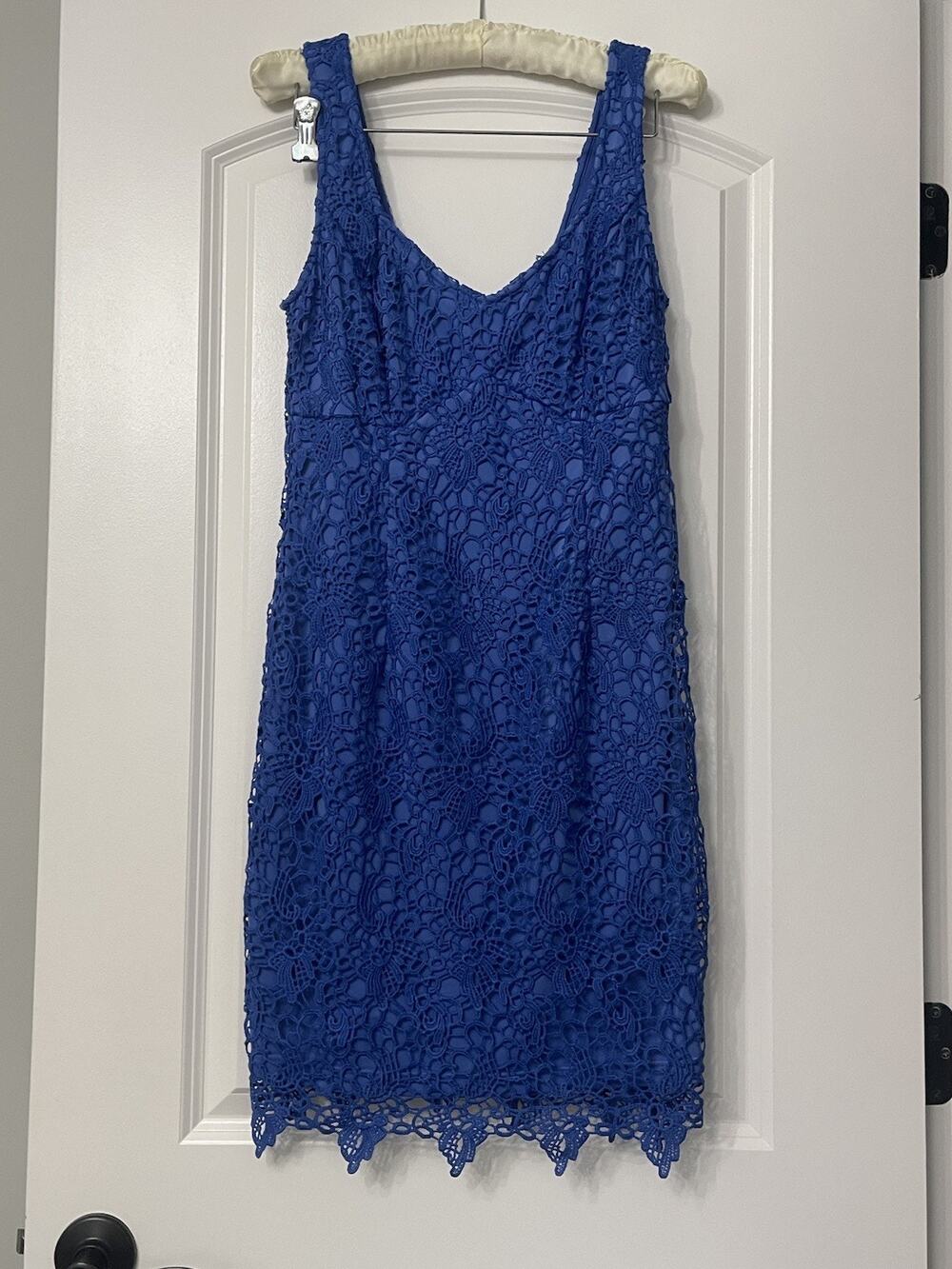 GUESS Cobalt Blue Lace Sheath Dress Wedding Guest Night Out Party Dress 12